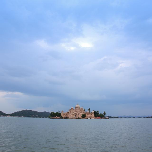 Lake Pichola Udaipur Monsoon Tourist Place India Lake Pichola Udaipur Monsoon Tourist Place India