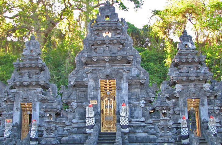 Pura Goa Lawah (Bat Cave Temple) Bali Pura Goa Lawah (Bat Cave Temple) Bali